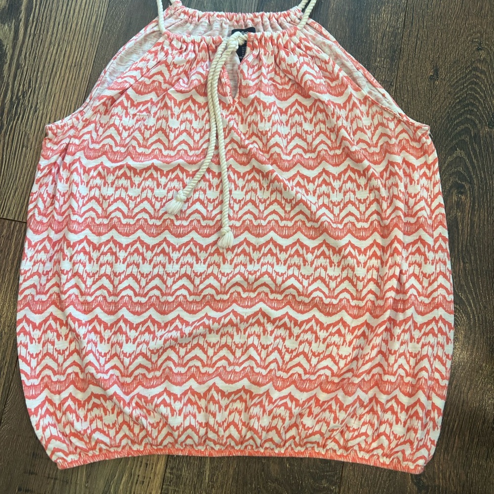 Women's Coral and White Patterned Top